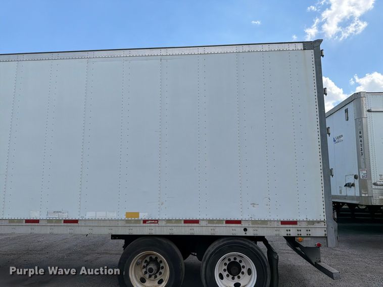 image for item FK3150 2006 Vanguard dry van trailer