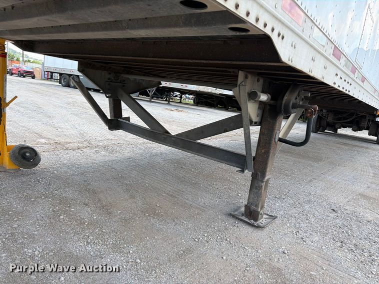 image for item FK3150 2006 Vanguard dry van trailer