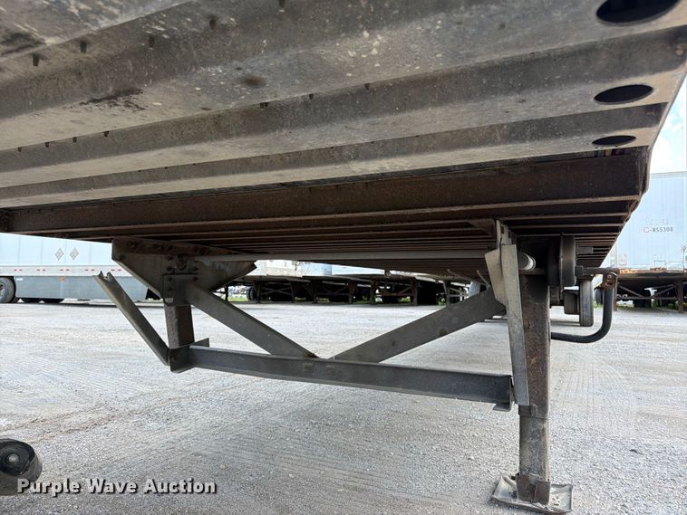 image for item FK3150 2006 Vanguard dry van trailer
