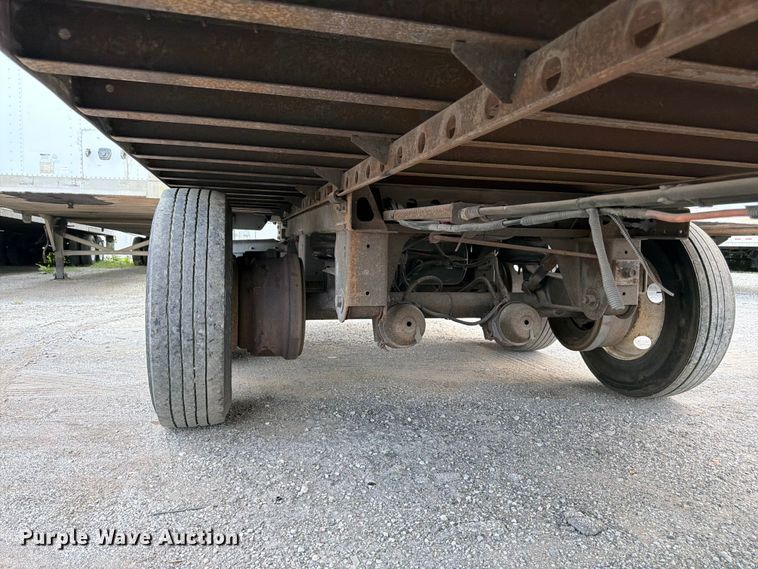 image for item FK3150 2006 Vanguard dry van trailer