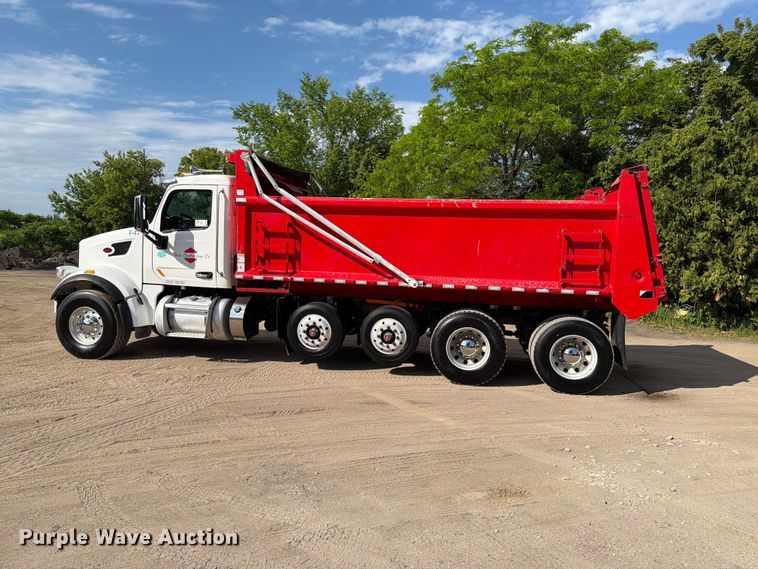 image for item FK4030 2021 Peterbilt 567 dump truck