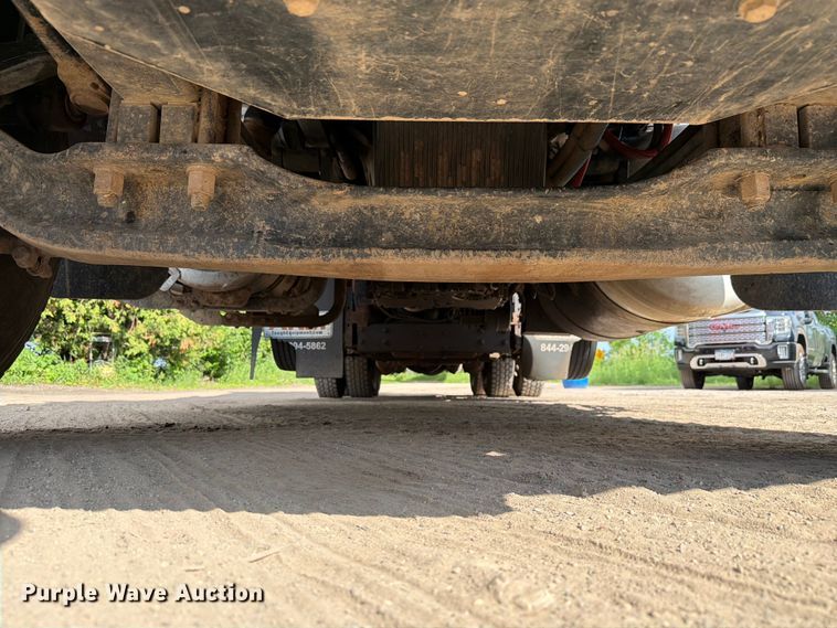 image for item FK4030 2021 Peterbilt 567 dump truck