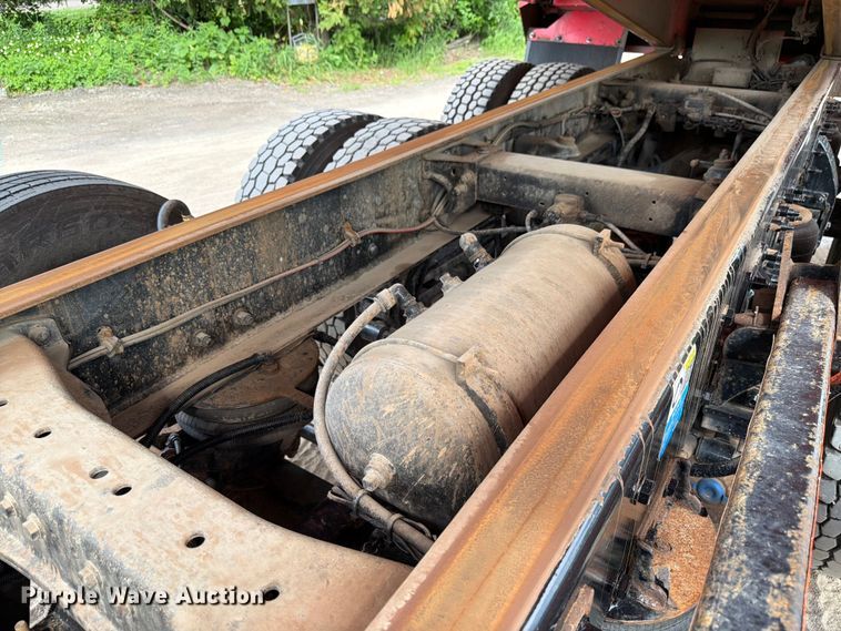 image for item FK4030 2021 Peterbilt 567 dump truck
