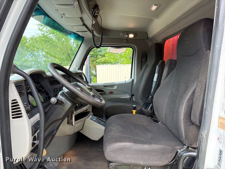 image for item FK4030 2021 Peterbilt 567 dump truck