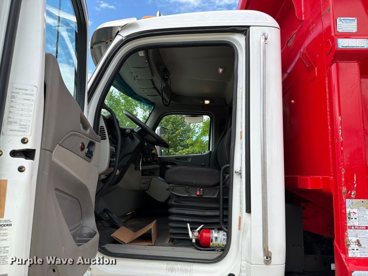 image for item FK4030 2021 Peterbilt 567 dump truck
