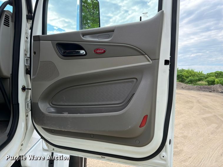 image for item FK4030 2021 Peterbilt 567 dump truck