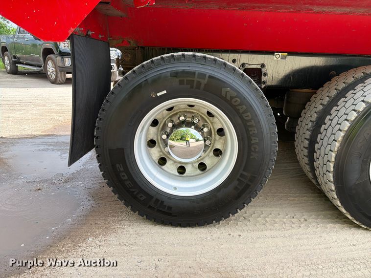 image for item FK4030 2021 Peterbilt 567 dump truck