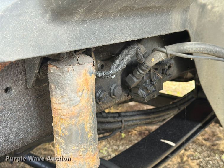 image for item FK4048 2007 International 8600 semi truck