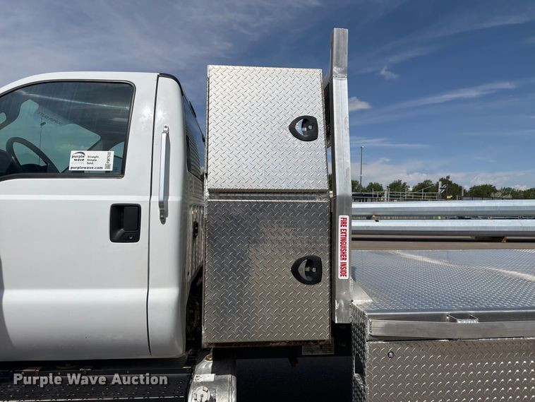 image for item FM7532 2016 Ford F750 flatbed truck