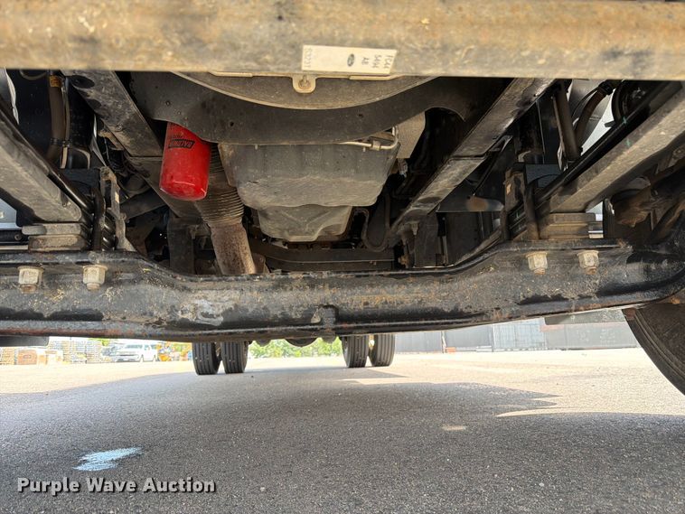 image for item FM7532 2016 Ford F750 flatbed truck