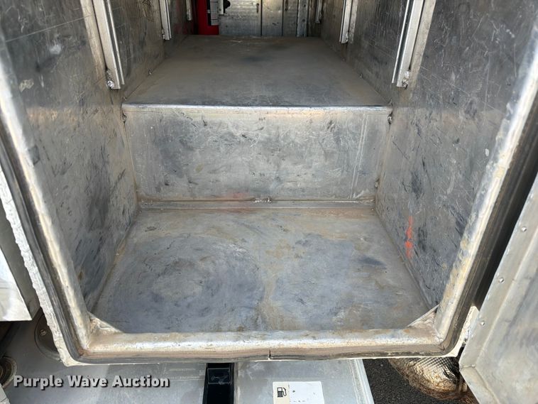 image for item FM7532 2016 Ford F750 flatbed truck