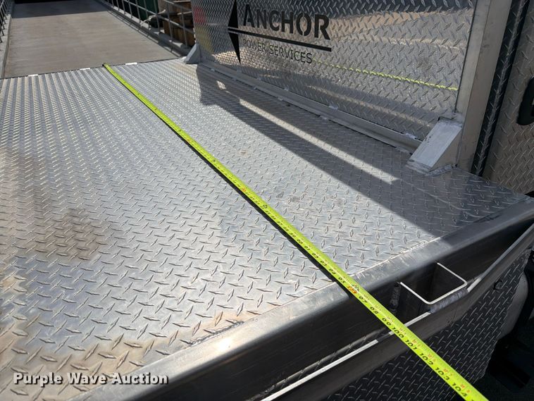 image for item FM7532 2016 Ford F750 flatbed truck