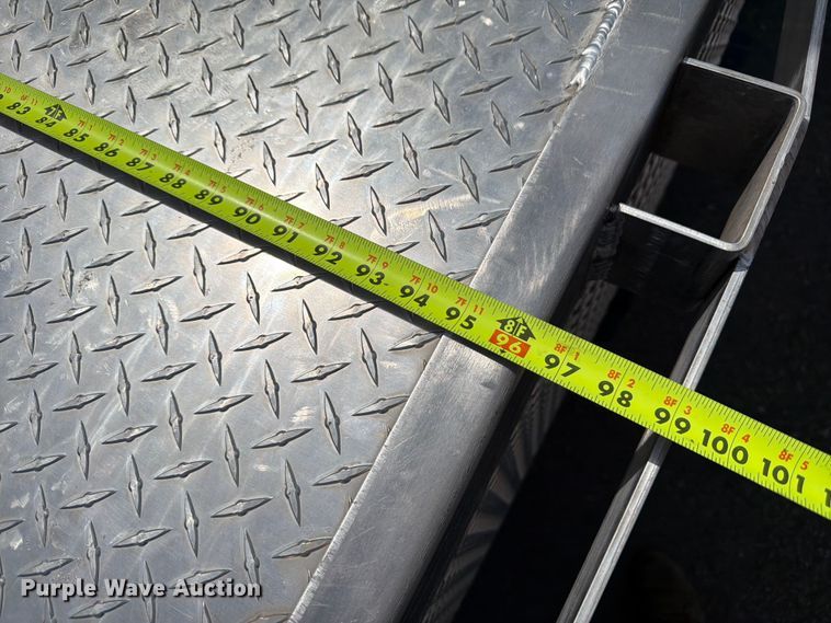 image for item FM7532 2016 Ford F750 flatbed truck