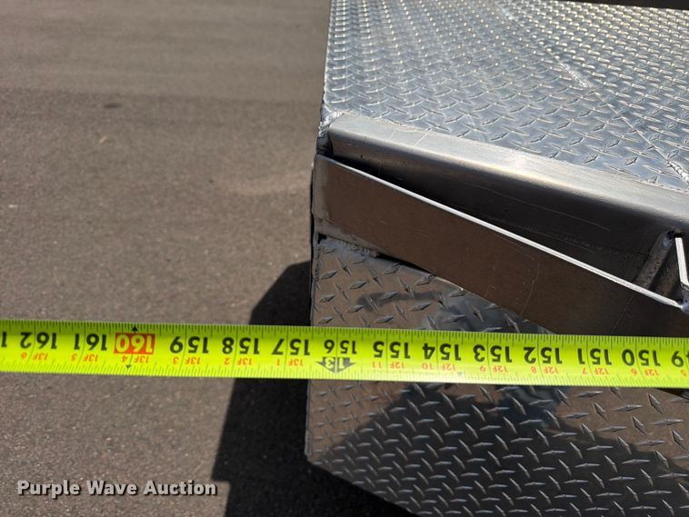 image for item FM7532 2016 Ford F750 flatbed truck
