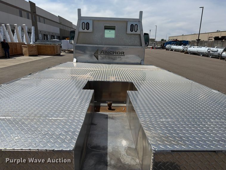 image for item FM7532 2016 Ford F750 flatbed truck