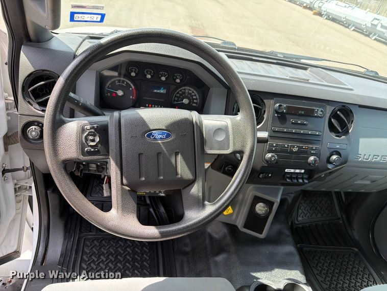 image for item FM7532 2016 Ford F750 flatbed truck