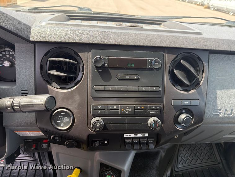 image for item FM7532 2016 Ford F750 flatbed truck