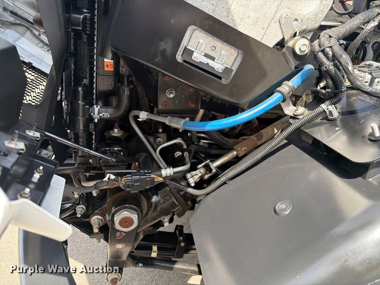 image for item FM7532 2016 Ford F750 flatbed truck