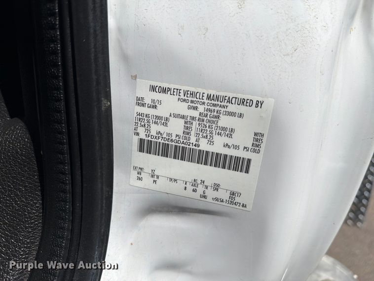 image for item FM7532 2016 Ford F750 flatbed truck
