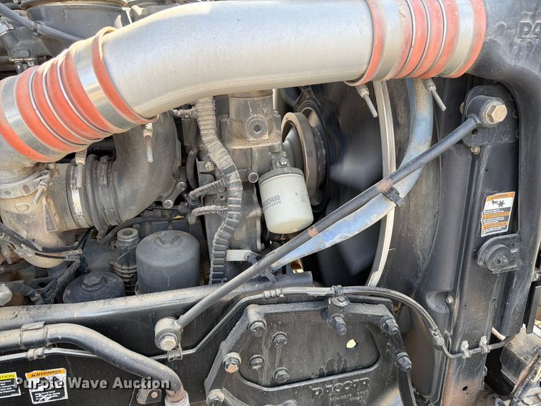 image for item FM7552 2015 Kenworth T800 semi truck