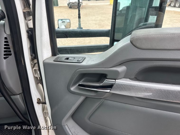image for item MX9253 2016 Kenworth T680 semi truck
