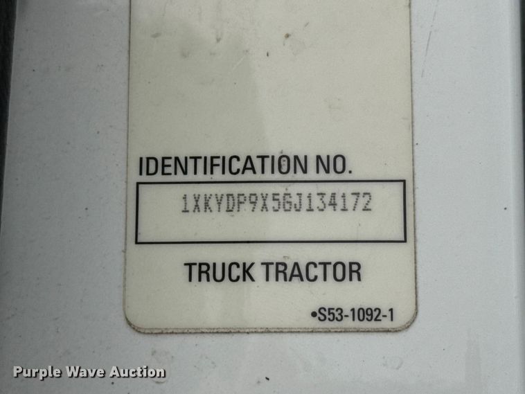 image for item MX9253 2016 Kenworth T680 semi truck