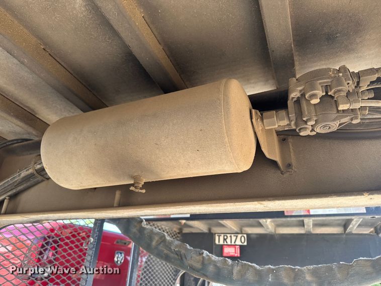 image for item OE9582 1987 Landoll equipment trailer