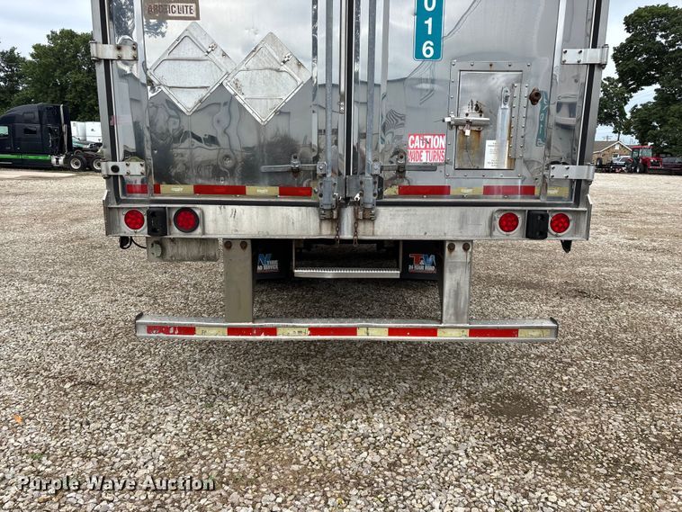 image for item OJ9103 2008 Wabash refrigerated van trailer