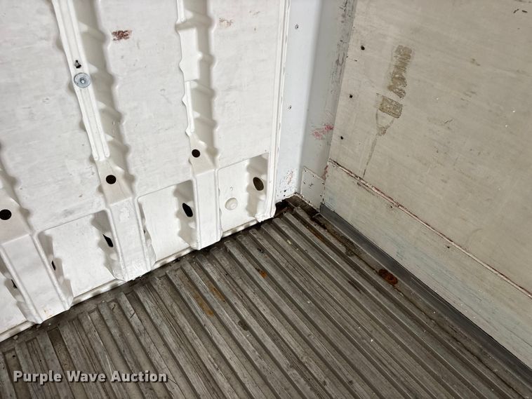 image for item OJ9103 2008 Wabash refrigerated van trailer