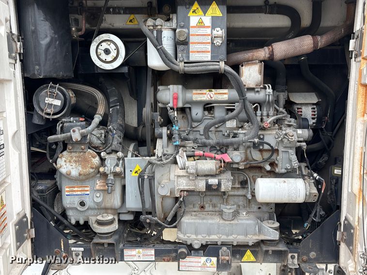 image for item OJ9103 2008 Wabash refrigerated van trailer