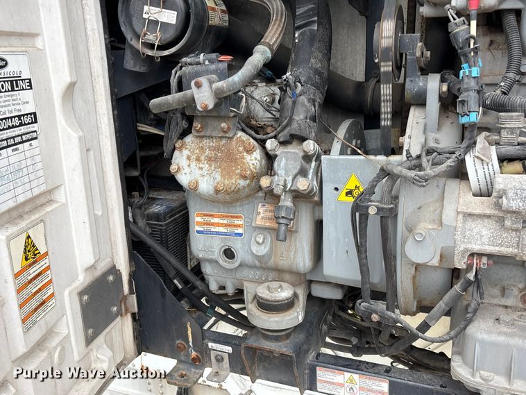 image for item OJ9103 2008 Wabash refrigerated van trailer