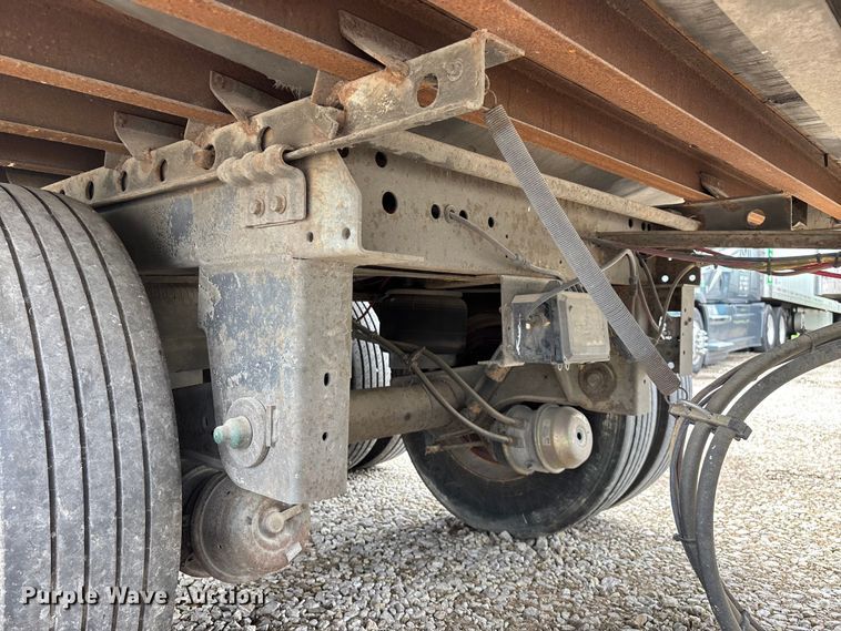 image for item OJ9103 2008 Wabash refrigerated van trailer