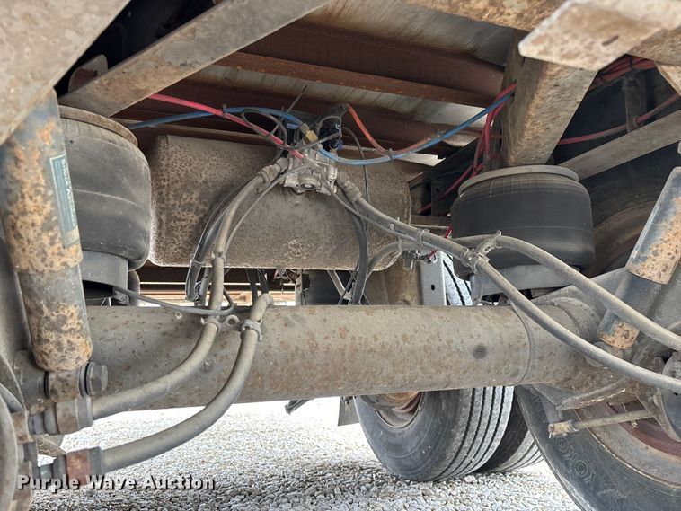 image for item OJ9103 2008 Wabash refrigerated van trailer