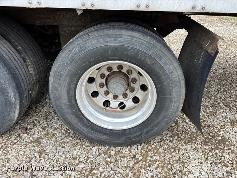 image for item OJ9103 2008 Wabash refrigerated van trailer