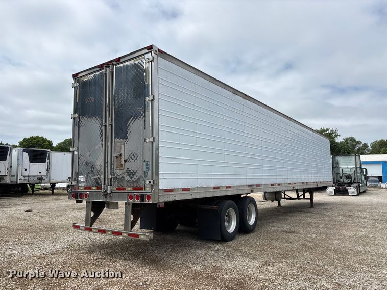image for item OJ9104 2009 Wabash refrigerated van trailer