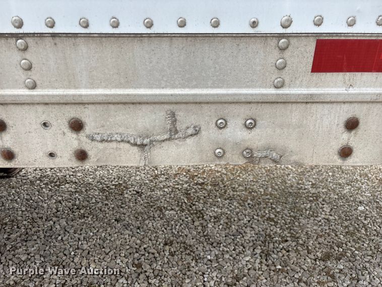 image for item OJ9104 2009 Wabash refrigerated van trailer