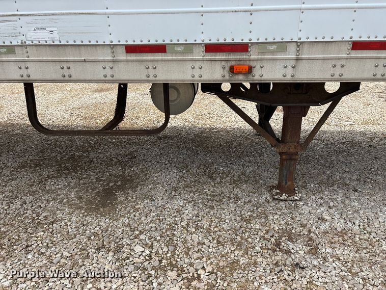 image for item OJ9104 2009 Wabash refrigerated van trailer