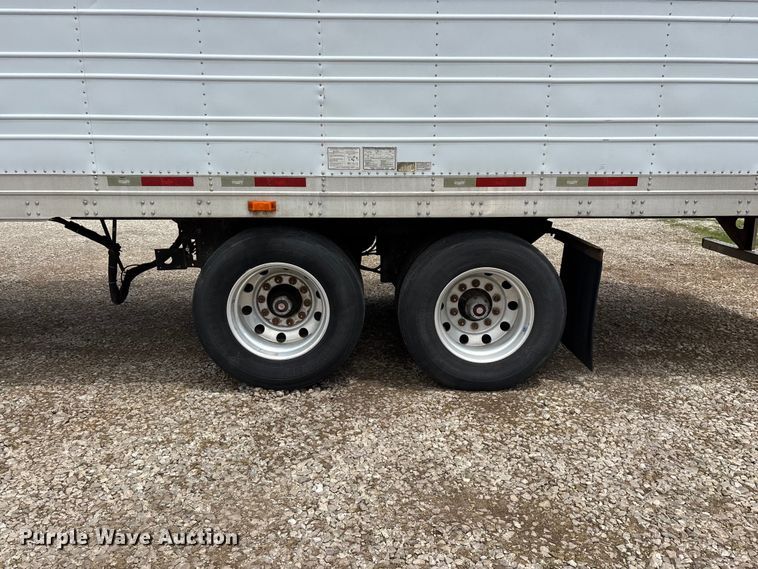 image for item OJ9104 2009 Wabash refrigerated van trailer