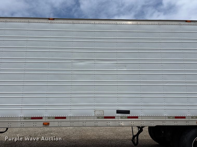 image for item OJ9104 2009 Wabash refrigerated van trailer