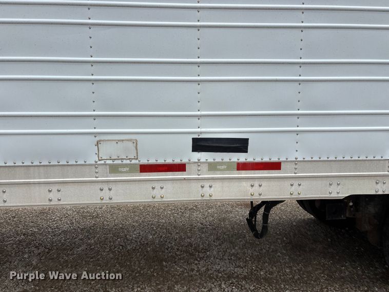 image for item OJ9104 2009 Wabash refrigerated van trailer