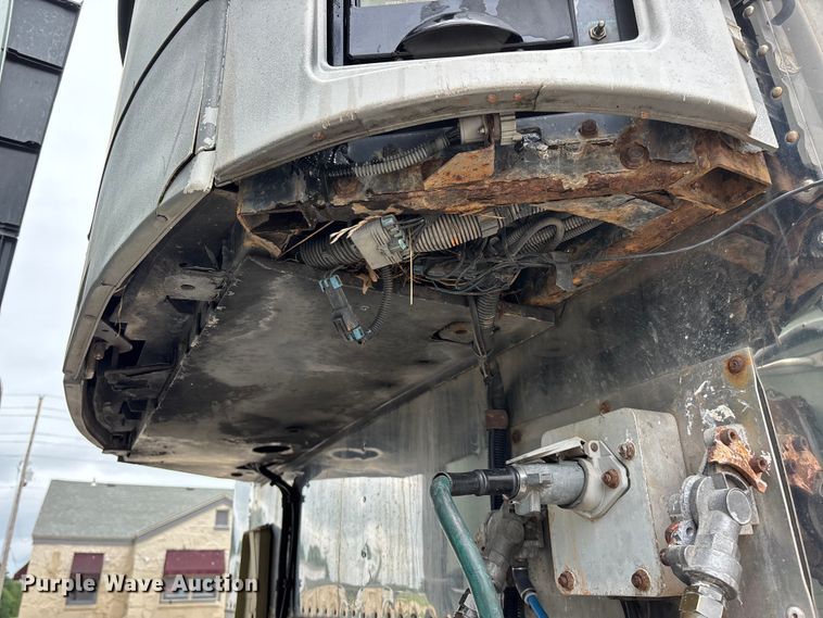 image for item OJ9104 2009 Wabash refrigerated van trailer