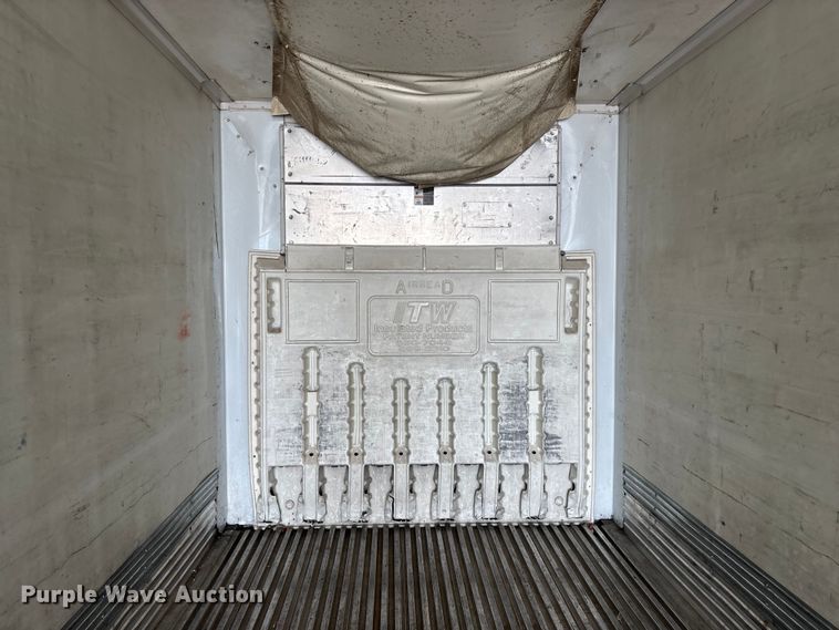 image for item OJ9104 2009 Wabash refrigerated van trailer