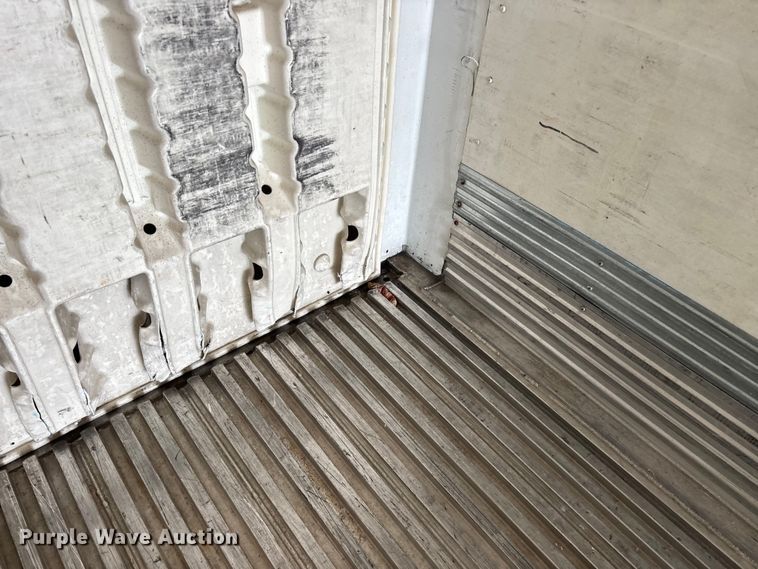 image for item OJ9104 2009 Wabash refrigerated van trailer