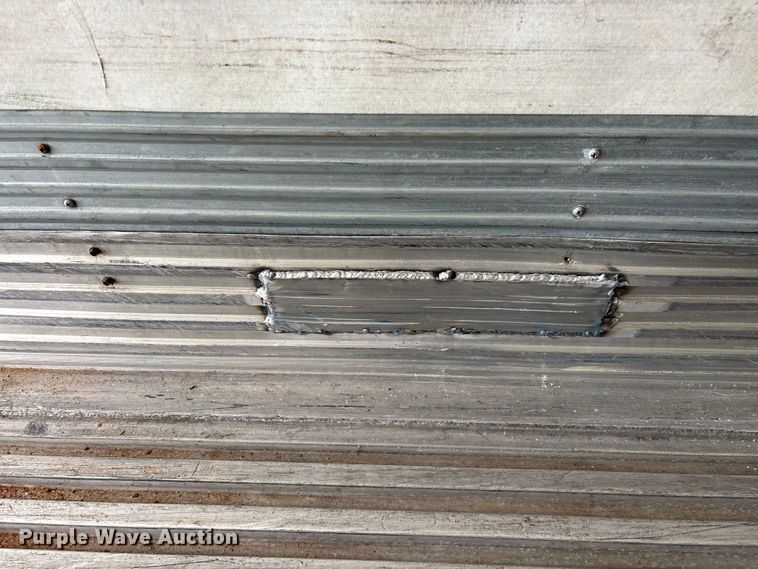 image for item OJ9104 2009 Wabash refrigerated van trailer