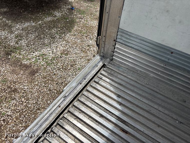 image for item OJ9104 2009 Wabash refrigerated van trailer