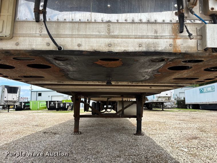 image for item OJ9104 2009 Wabash refrigerated van trailer