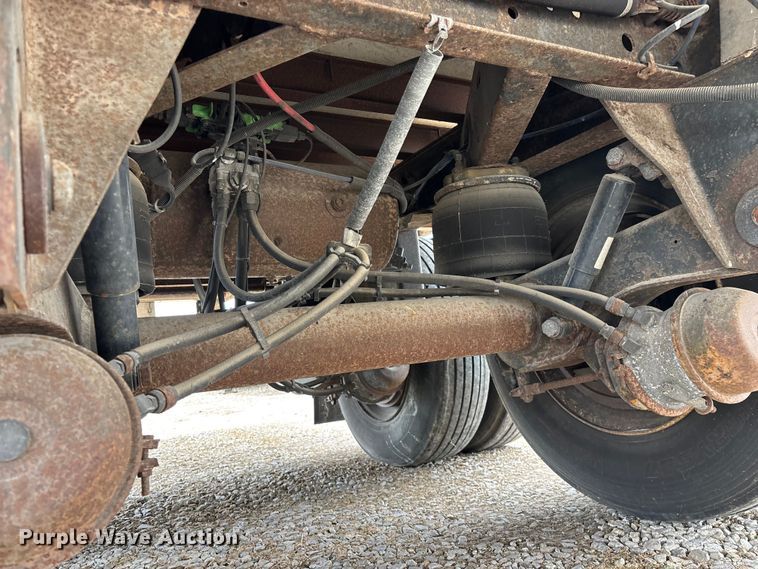 image for item OJ9104 2009 Wabash refrigerated van trailer