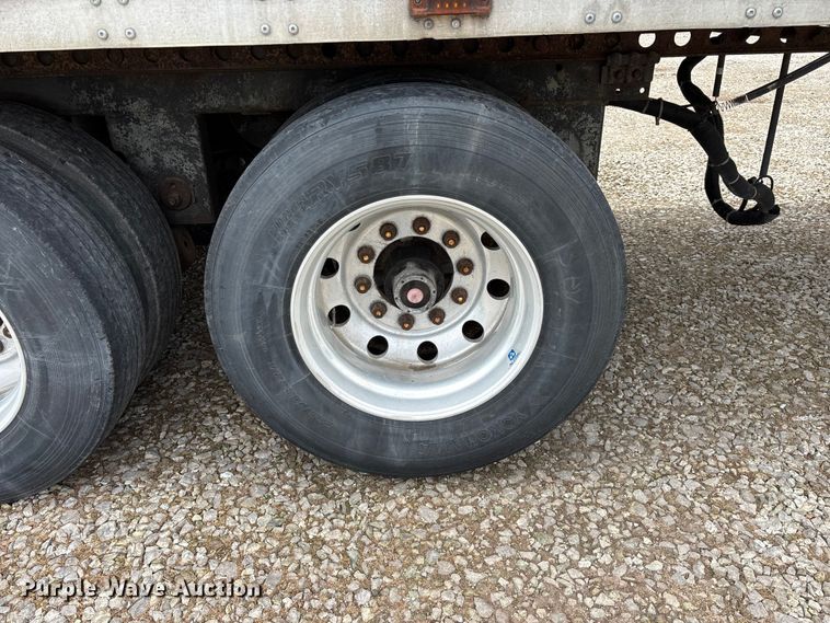 image for item OJ9104 2009 Wabash refrigerated van trailer
