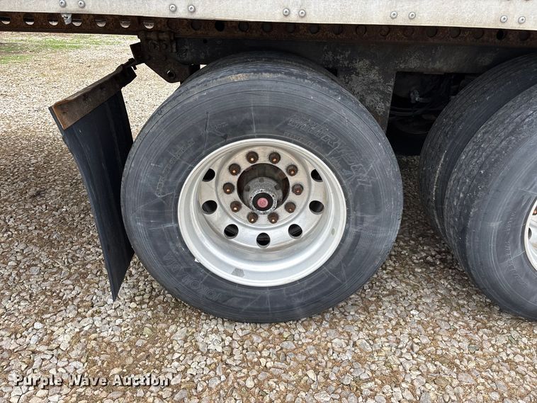 image for item OJ9104 2009 Wabash refrigerated van trailer