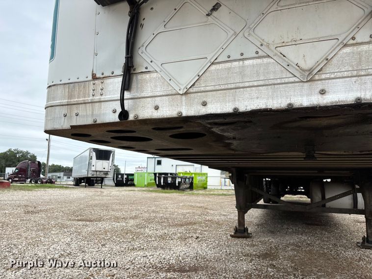 image for item OJ9108 2008 Wabash refrigerated van trailer